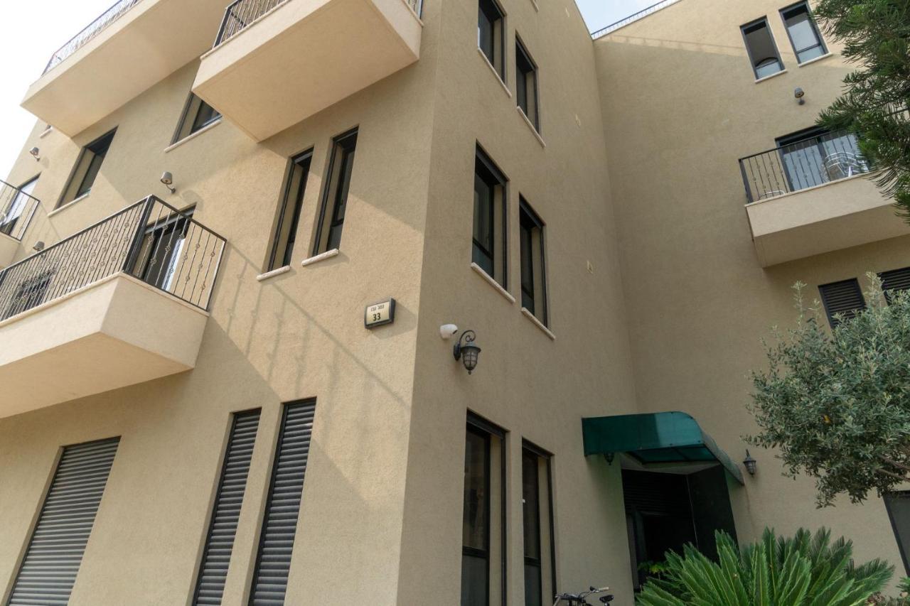 Nahal Oz 33 Aparthotel Bat Yam Buitenkant foto