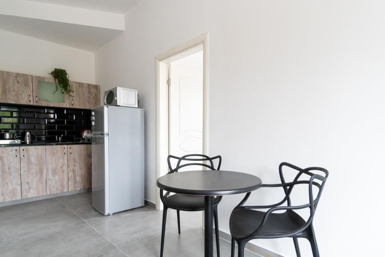 Nahal Oz 33 Aparthotel Bat Yam Buitenkant foto