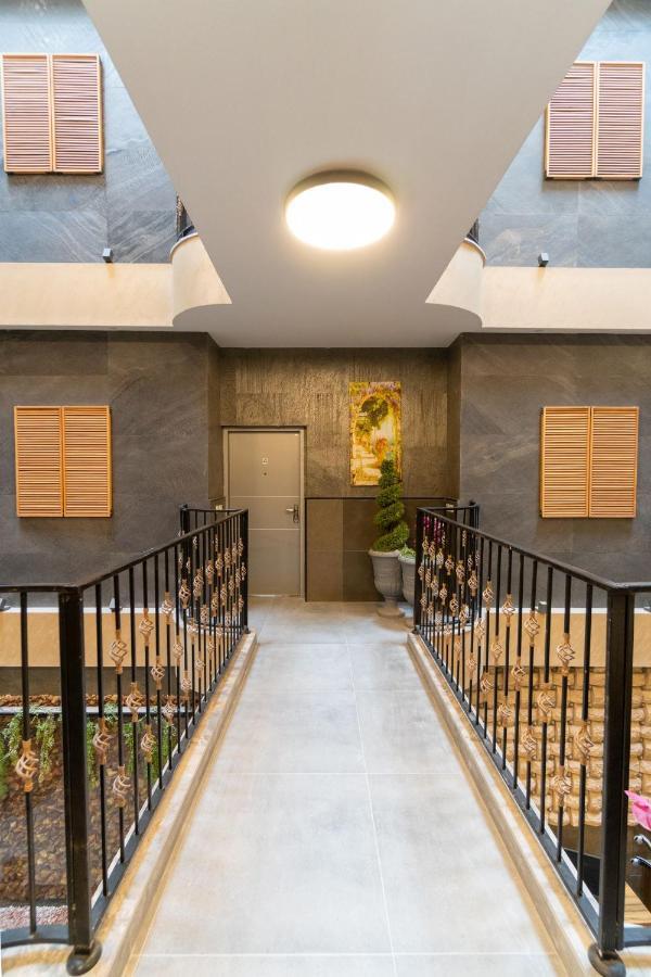 Nahal Oz 33 Aparthotel Bat Yam Buitenkant foto